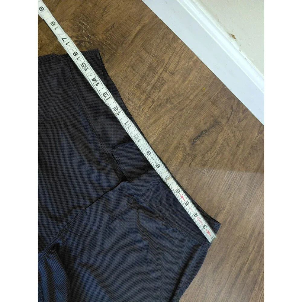 Lululemon Black  Gray Unlined Hook And Loop Closure Boardshort Size 34 checkered